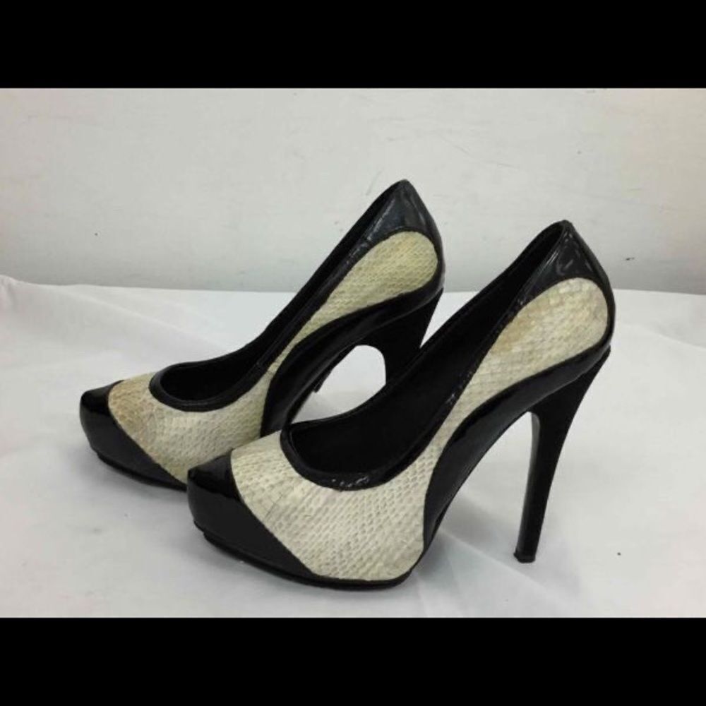 Rock & Republic Multi Color Heels - Size 36 (US 5)
